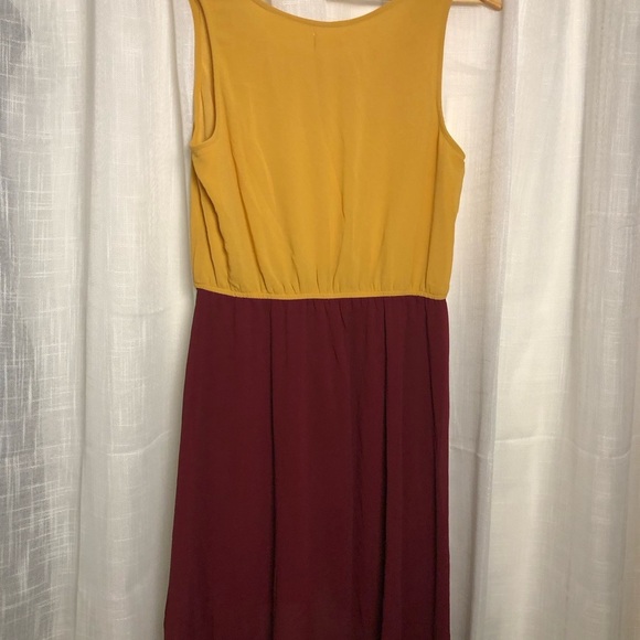 BLVD Mustard Asymmetrical Dress size Large NWT - Picture 10 of 15